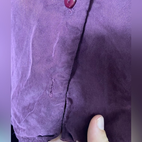 soft surroundings Blouse Sz L Purple Soft Button Front FLAW Missing Bottom Butto - Picture 2 of 10